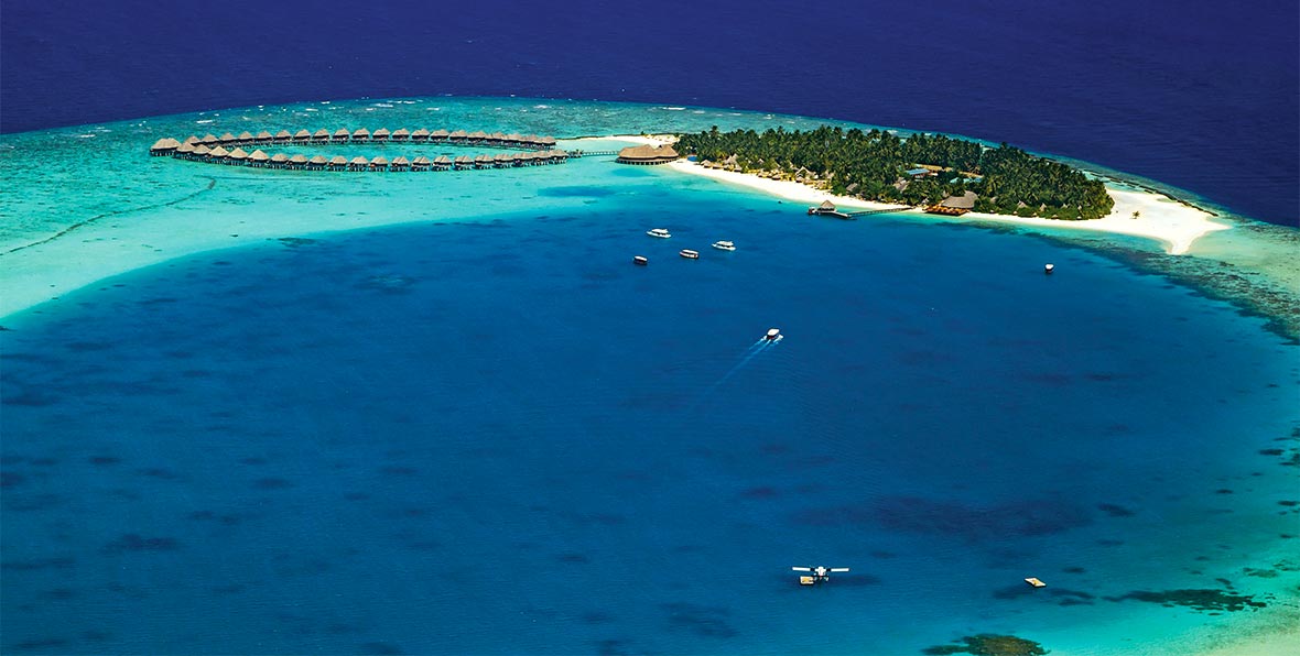 Top 10 Resorts in Maldives For Honeymoon 6 Sun siyam vilu reef
