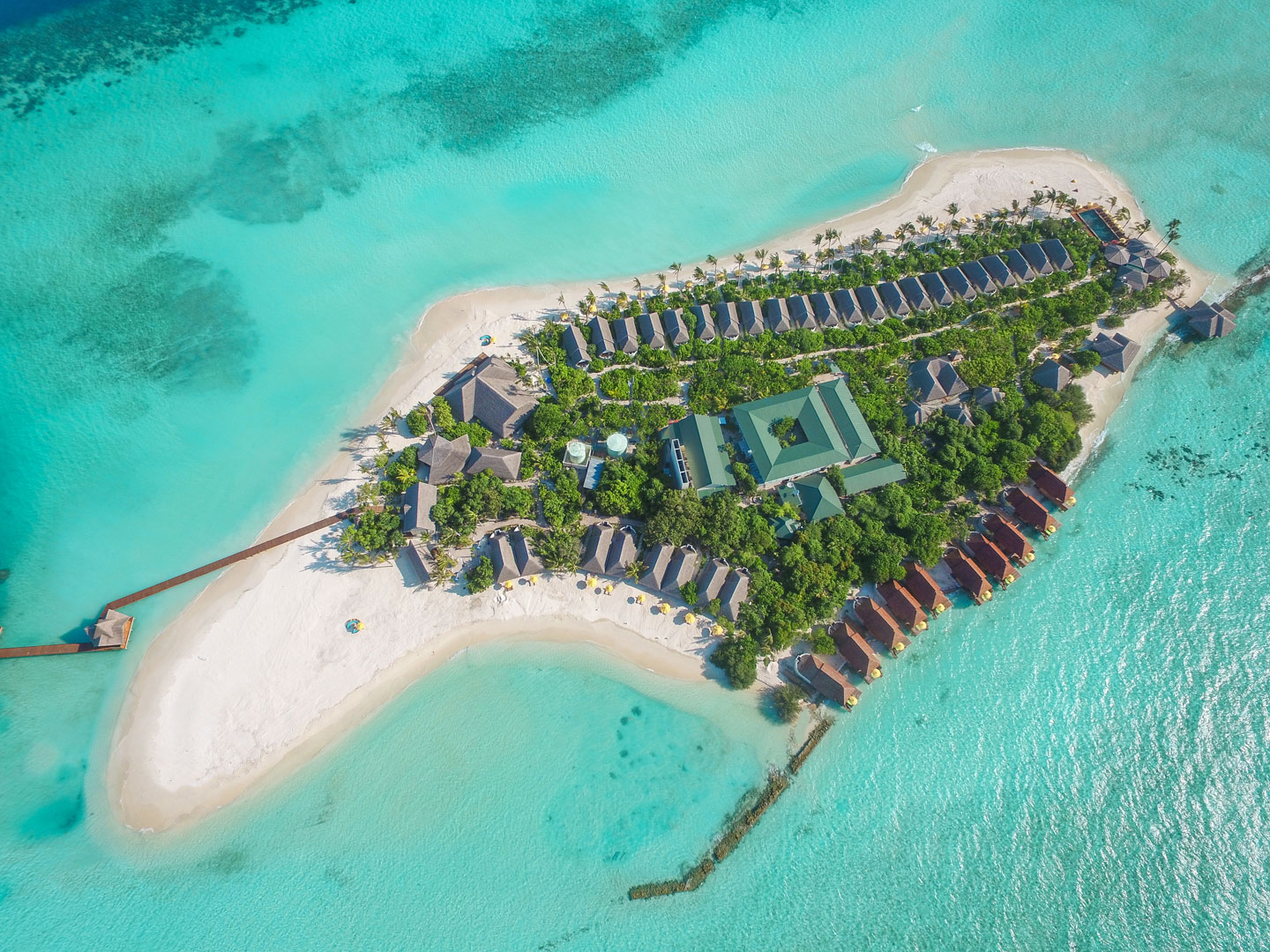 Top 10 Resorts in Maldives For Honeymoon 3 Dhigufaru