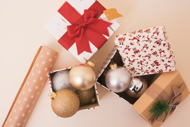 THE DO’S AND DON'TS OF CHRISTMAS SHOPPING