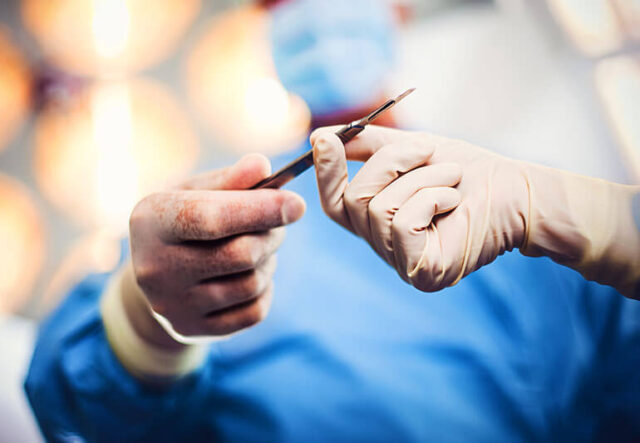 How to choose the best plastic surgeon