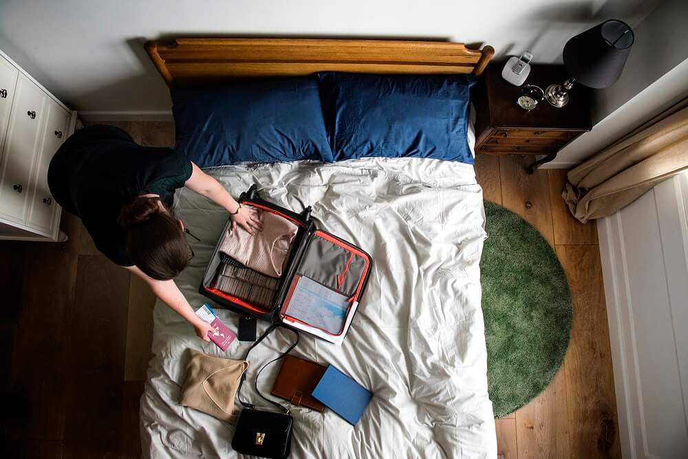 5 Ways to Use a Travel Pillow 5 The Innovator