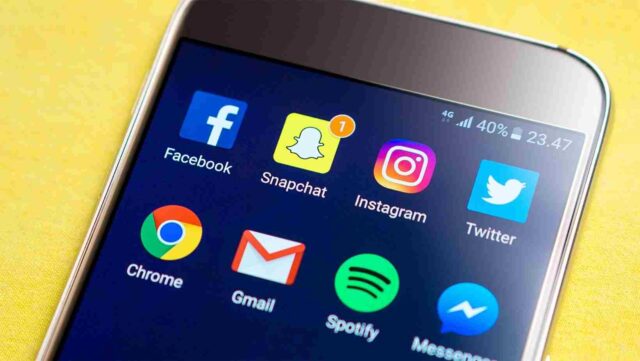 How to Get Dark Mode on Snapchat
